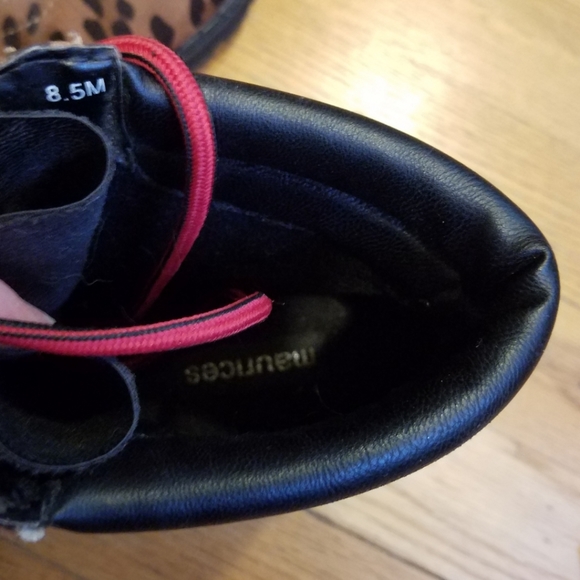 Maurice's hiking boots - Picture 8 of 8